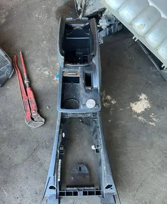 Mercedes-Benz C W204 Armrest A2046806050