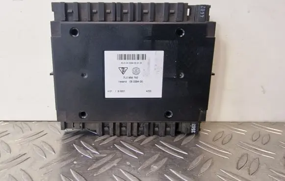 Volkswagen Touareg I Seat control module 7L0959760