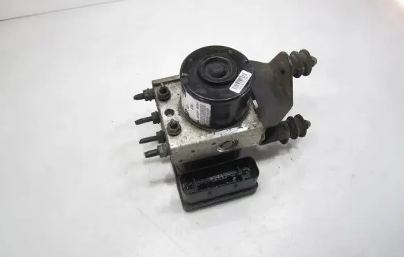 Volkswagen Jetta VI ABS Pump 1K0907379AK 10097003293 000404913E4