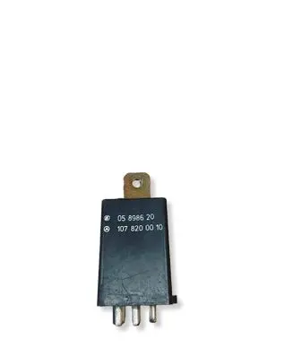 Mercedes-Benz W123 Window control relay 05898620 1078200010