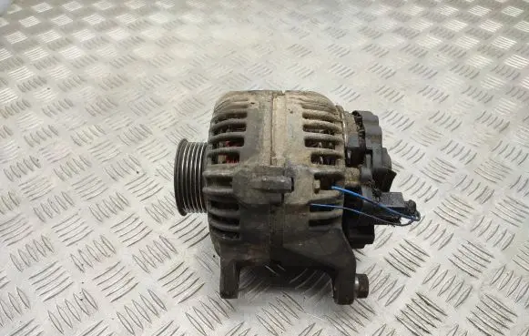 Volkswagen PASSAT B5.5 Generator/alternator 0124515028