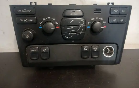 Volvo XC90 Climate control unit 8682735 03W32E M8324600109
