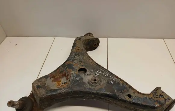 Volkswagen Crafter Front control arm