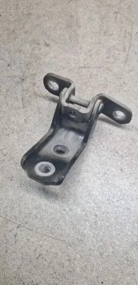 Hyundai Ioniq 5 Front door upper hinge