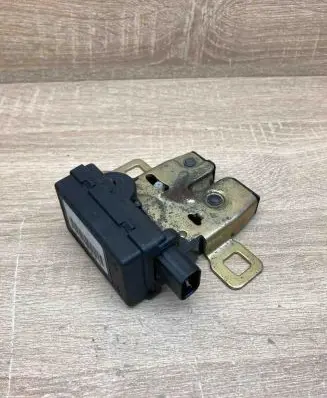 Mini One - Cooper R50 - 53 Tailgate/trunk/boot lock/catch/latch 7130322