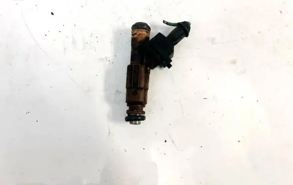 Volvo V50 Fuel injector 0280155831 9186343