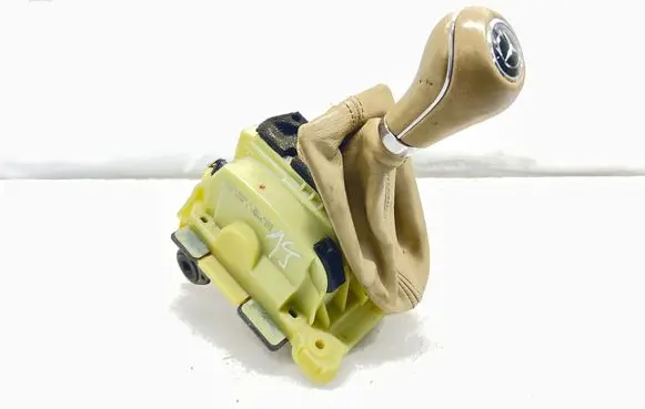 Mercedes-Benz CLS C219 Gear shifter/selector A2112674224