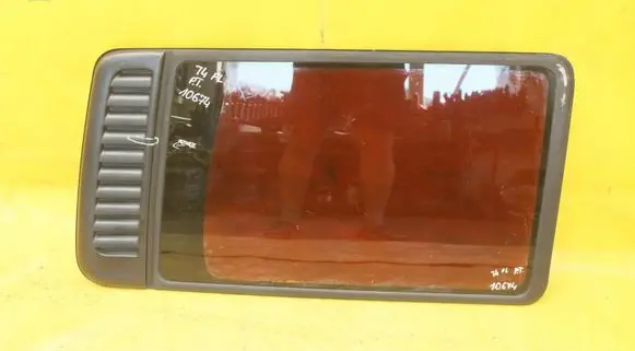 Rear side window