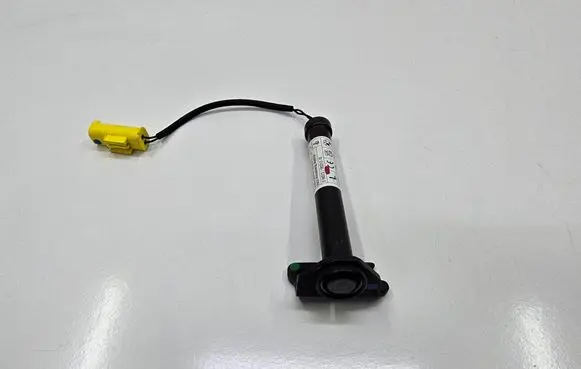 BMW X3 G01 Bonnet Pedestrian Airbag Actuator 7397495