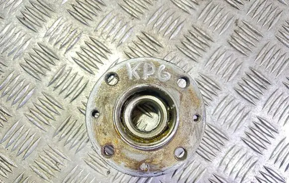 Alfa Romeo Mito Rear wheel hub