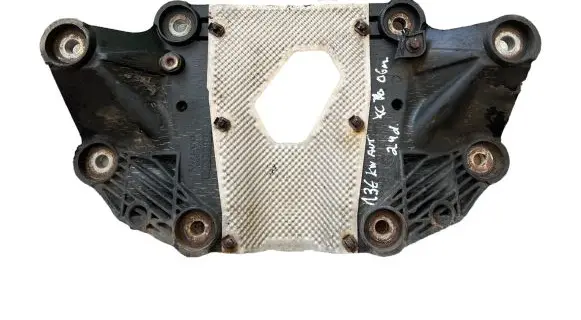 Volvo XC70 Rear underbody cover/under tray 30639931