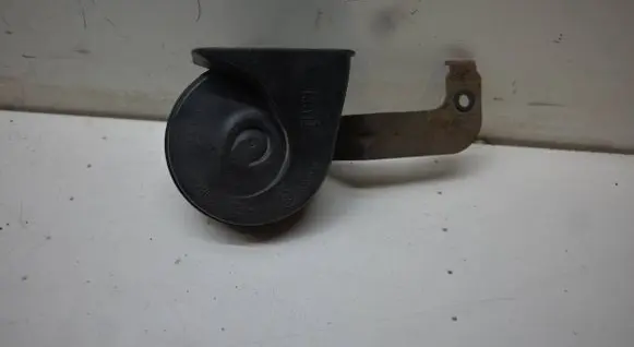 Volvo V50 Horn signal E30055306