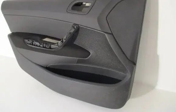 Peugeot 308 Front door card panel trim 96815311ZD
