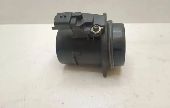 Citroen C4 II Mass air flow meter 963282980