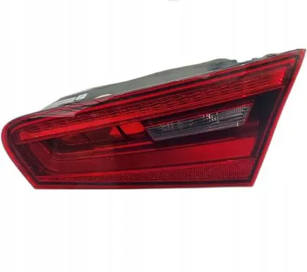 Tailgate rear/tail lights