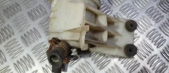 Power steering fluid tank/reservoir