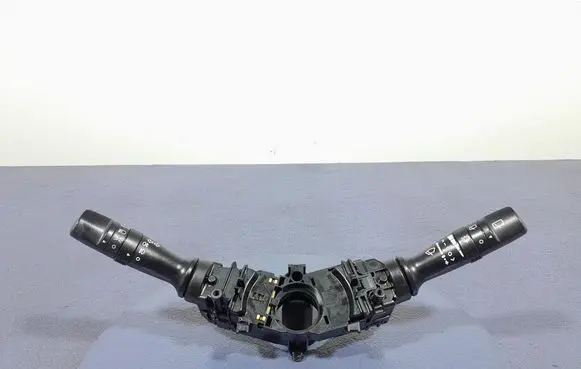 Hyundai ix35 Other switches/knobs/shifts 3753MA2210