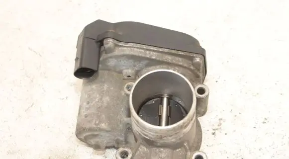 Volkswagen Polo V 6R Throttle valve 03D133062F