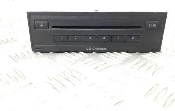 Audi A5 8T 8F CD/DVD changer 8X0035110 CXCA1990G