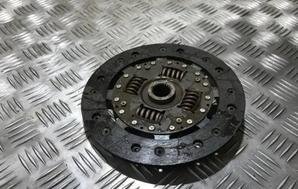 Mazda 3 I Clutch pressure plate 