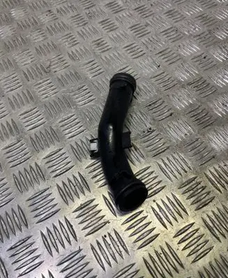 BMW X4 G02 Turbo air intake inlet pipe/hose 8587520