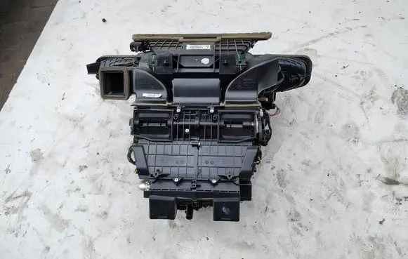 Renault Fluence Interior heater climate box assembly 272700047R
