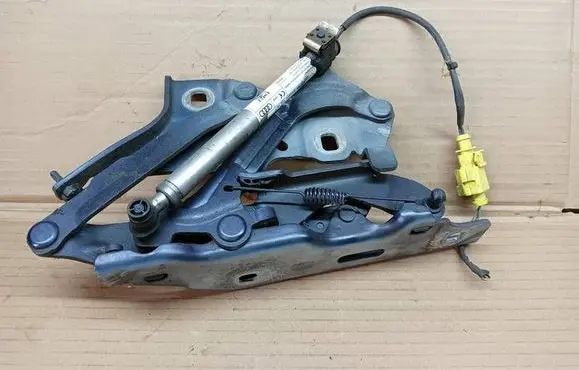 Audi A4 S4 B9 Engine bonnet/hood hinges 8W0823301E