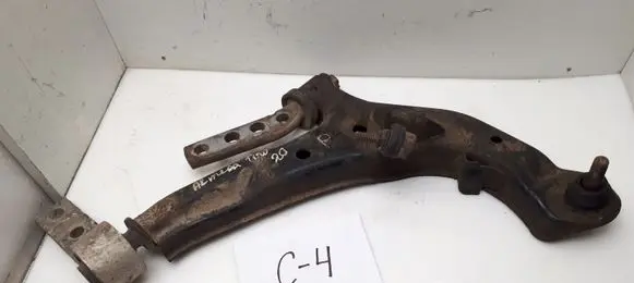 Nissan Almera Tino Front lower control arm/wishbone