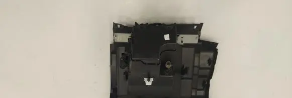 Nissan Leaf II (ZE1) Glove box 685203NL1B