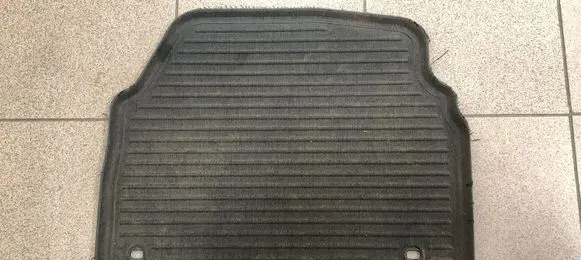 Skoda Superb B5 (3U) Rear floor mat 3U1862436