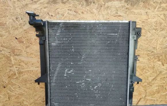Coolant radiator
