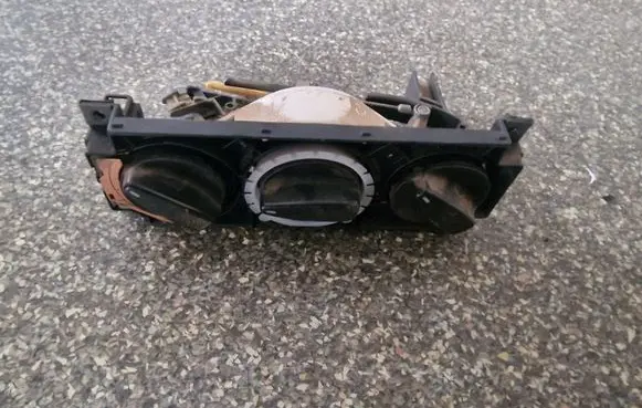 Volkswagen Caddy Climate control unit