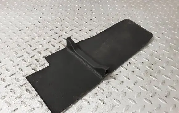 BMW X1 U11 Glove box pad 9496940 51169496940