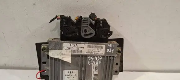 Peugeot 406 Engine control unit/module 9643786480 9643786680