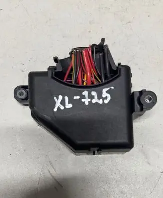 Volkswagen PASSAT B6 Fuse box set 3C1941824
