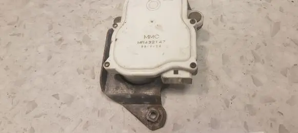 Mitsubishi Pajero Sport I Central locking motor MR432147