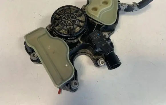 Audi Q5 SQ5 Oil breather separator 06Q103495F 06H906052B