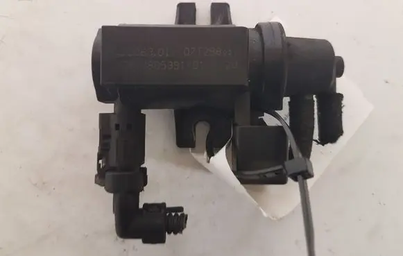BMW 1 E81 E87 Turbo solenoid valve 70206301 780539101