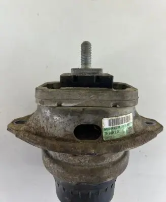 Land Rover Range Rover Sport L320 Engine mount bracket AH226A003BA