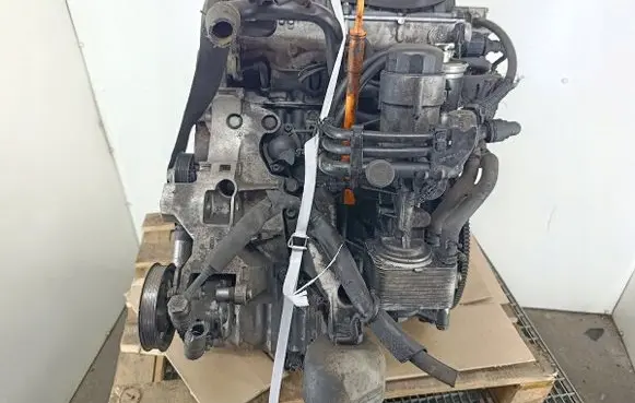 Volkswagen PASSAT B5.5 Engine AVF