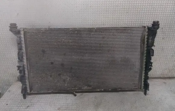 Ford Focus Coolant radiator 3M5H80055L