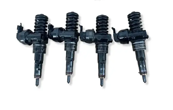 Volkswagen PASSAT CC Fuel injectors set 038130073