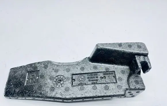 BMW 5 G30 G31 Other trunk/boot trim element 7418296 21106410 03104105