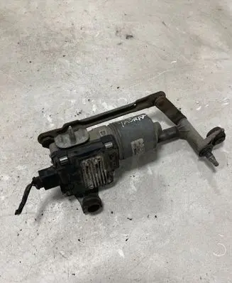 Volkswagen Touran I Front wiper linkage 1T0955023D 3397020641
