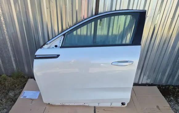 Citroen C5 X Front door