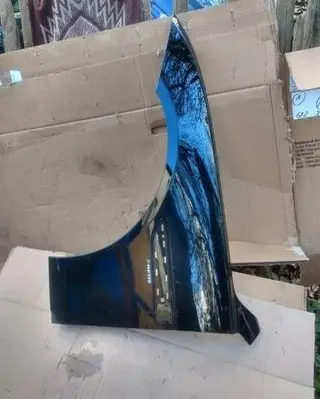 Jaguar XE Fender 