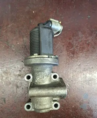 Opel Vectra C EGR valve 55215031