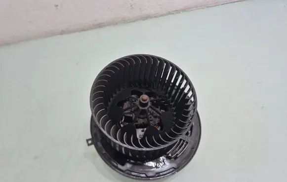 BMW X1 E84 Heater fan/blower 985465S