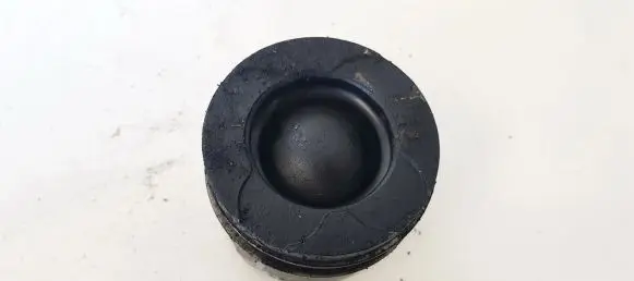 Toyota Avensis T250 Piston 