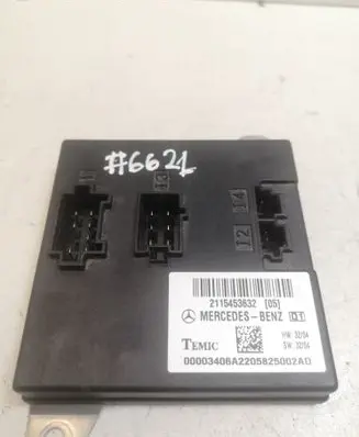 Mercedes-Benz E W211 Comfort/convenience module A2115453632
